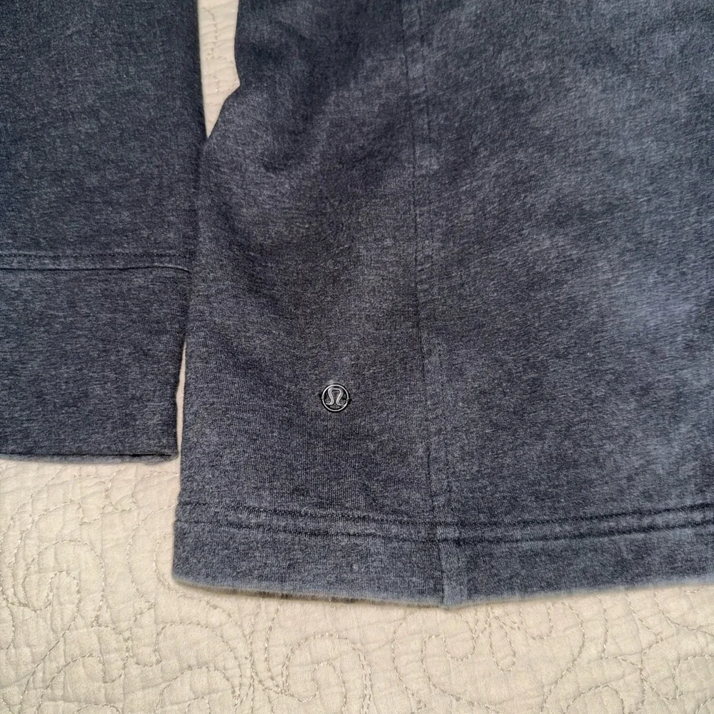 Lululemon Athletica Charcoal Long Sleeve‎ cardigan